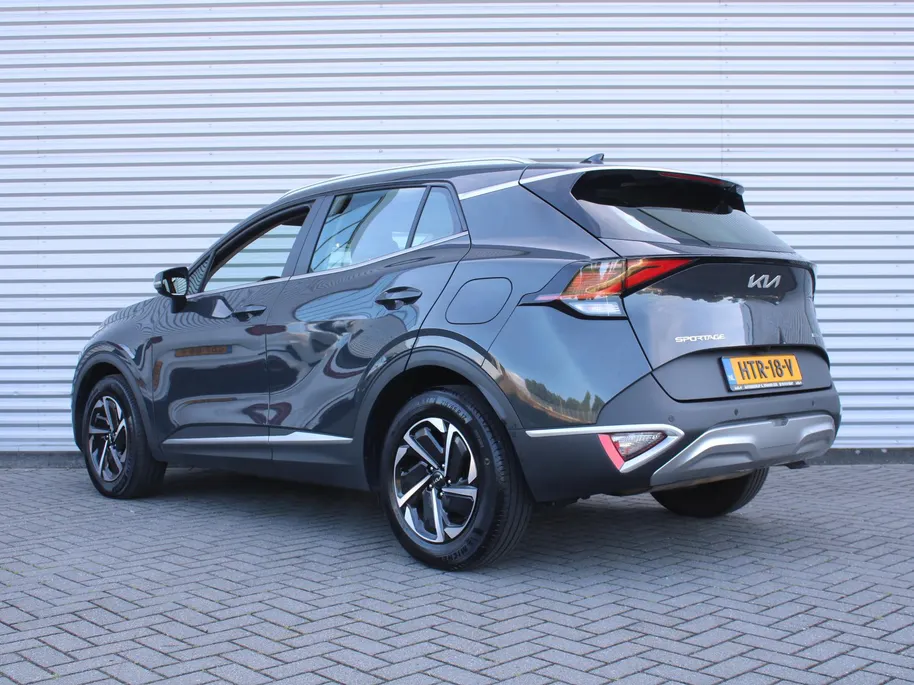 Kia Sportage 1.6 T-GDi Hybrid DynamicLine | Camera | Cruise adapt. | Navi | 17' LM | Clima v+a | LED | Apple Carplay/Android Auto |