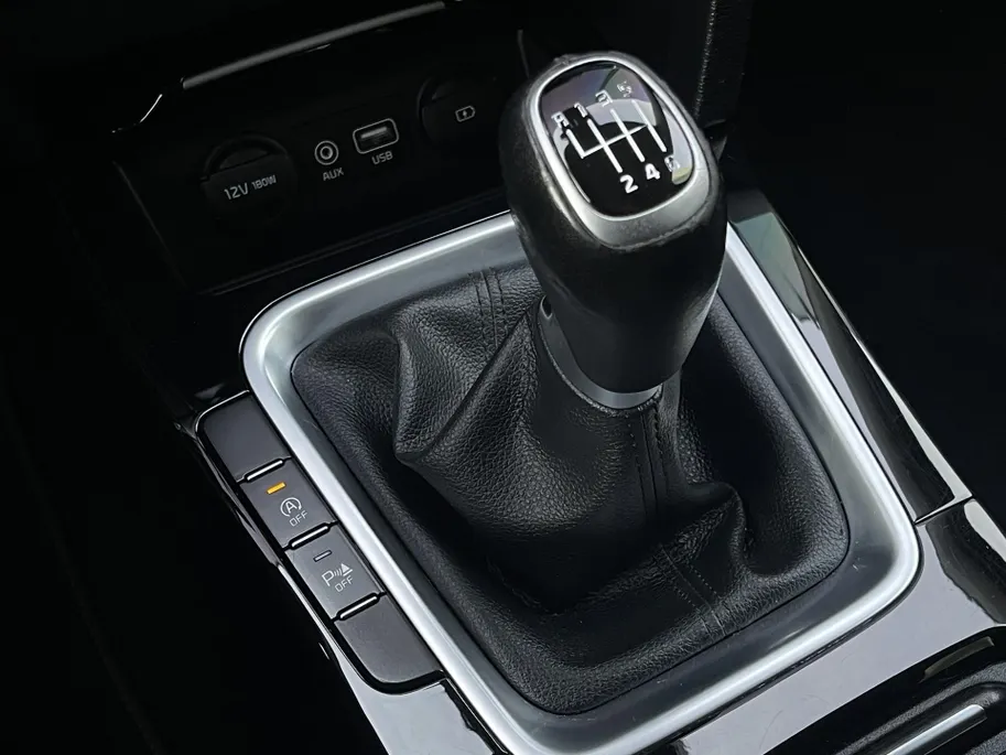 Kia Ceed 1.4 T-GDi ExecutiveLine | Trekhaak | Navi | Clima | Camera | JBL | Cruise Control