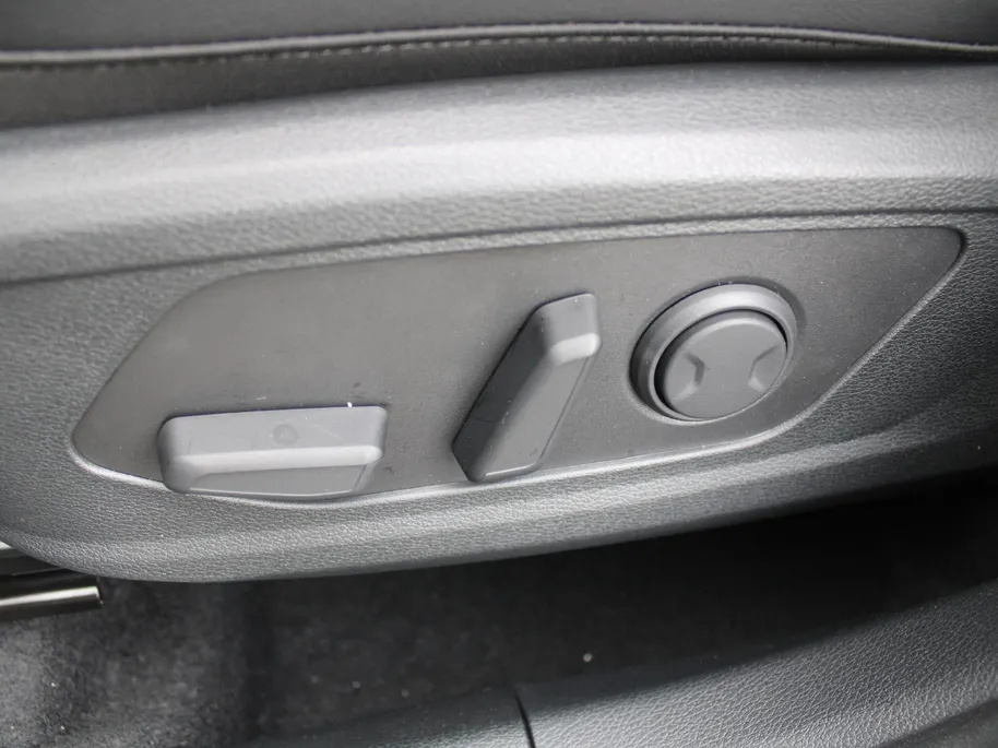 Kia Sportage 1.6 T-GDi Plug-in Hybrid GT-PlusLine | Stuur-/stoelverwarming + ventilatie | Schuifdak | 360 Camera | HUD | LED | Elek. stoelverstelling + achterklep |