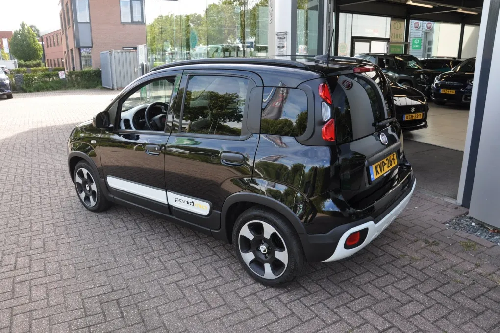 Fiat Panda 1.0 Hybrid Pandina Cross PDC Apple/Andoid
