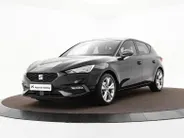 SEAT Leon 1.0 TSI FR 110pk FR · Apple/Android Car Play · Camera · Elekt. inklapbare spiegels · Navigatie · Adaptive Cruise Control ·  Garantie t/m 10-11-2027 of 100.000km