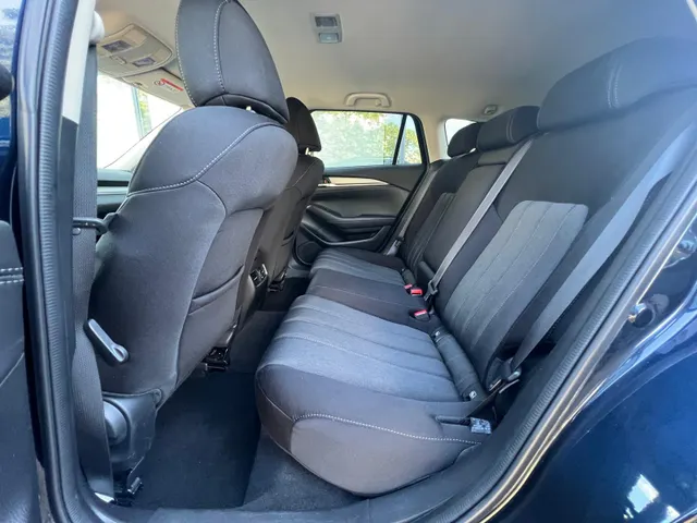 Mazda 6 Sportbreak 2.0 SkyActiv-G 165 Centre-Line AUTOMAAT | TREKHAAK | 360gr CAMERA | APPLE CARPLAY/ ANDROID AUTO | HEAD-UP DISPLAY | 1e EIG | NED. AUTO |