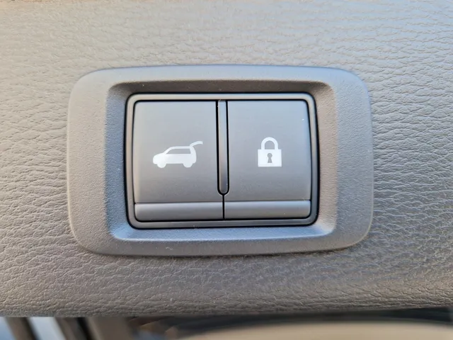 Mitsubishi Outlander 2.4i PHEV First Edition ( meerdere kleuren op voorraad )