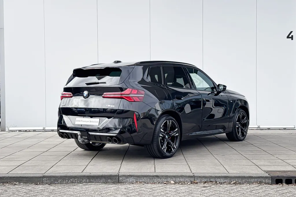 BMW X3 M50