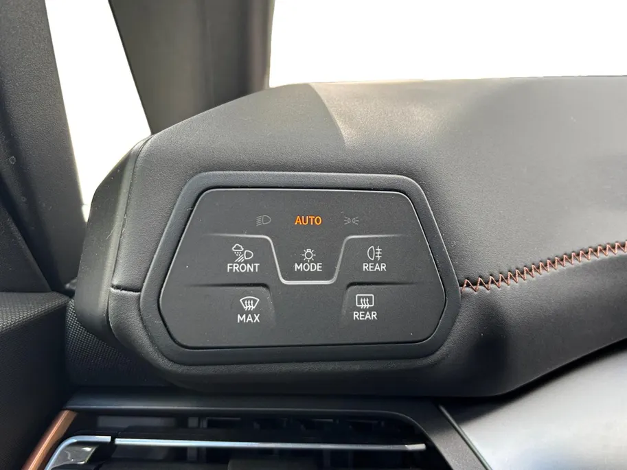 CUPRA Born Business 62 kWh | 425Km Actieradius WLTP! | Performance Pack |Adapt. Cruise Control | Stoelverwarming | Achteruitrijcamera | 12 maanden garantie! |