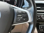 BMW X1 sDrive20i VDL Nedcar Edition | Trekhaak | Camera | Leder | Head-Up Display | Navi | Stoelverwarming | Elektrische achterklep | LED | 12 maanden Bovag Garantie