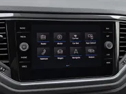 Volkswagen T-Roc 1.5 TSI 150pk DSG Style Business · Trekhaak ·  Camera · Apple/Android Car Play · Stoelverwarming · Navigatie · Dodehoeksensor ·