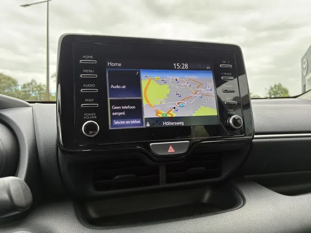 Toyota Yaris 1.5 Hybrid First Edition | Keyless | Carplay | Adapt. Cruise