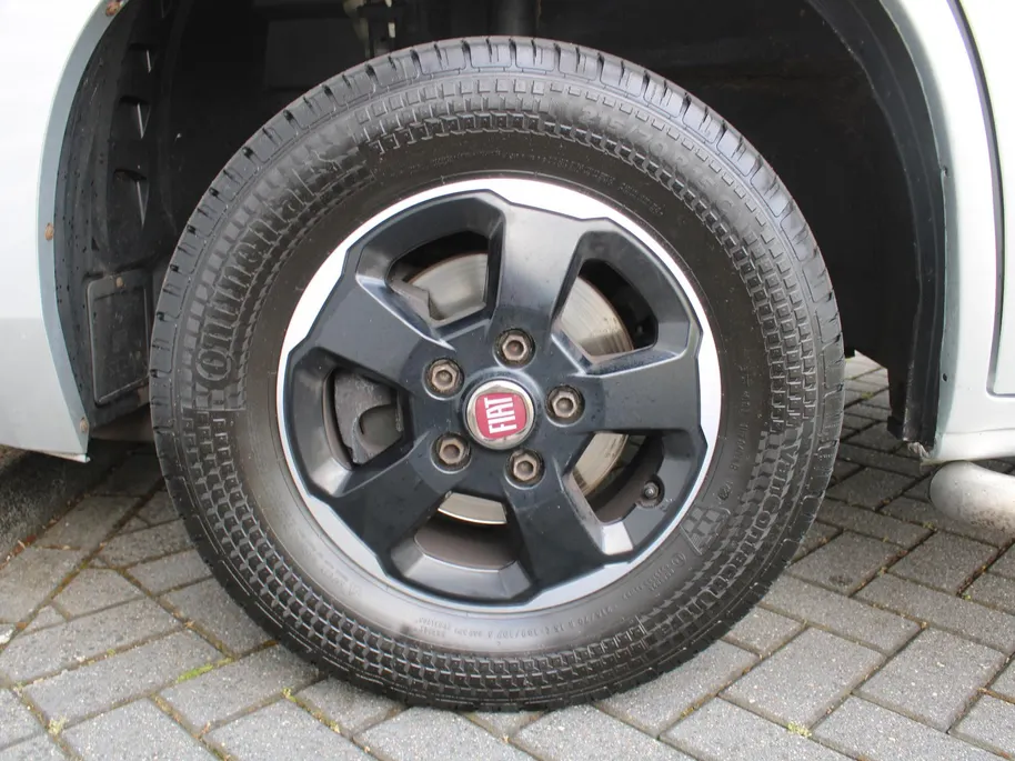 Fiat Ducato 30 2.3 MultiJet L2H2 | Trekhaak | Airco | Cruise | Navi | Camera |