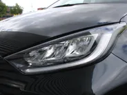 Mazda 2 Hybrid 1.5 Select | 16" LM | Stoel- & stuurverwarming | HUD | Camera | Dodehoek sensor | Clima | Apple Carplay/Android Auto |