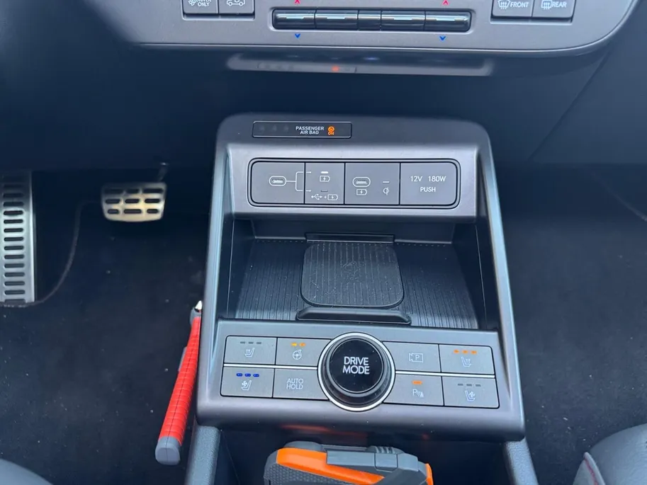 Hyundai Kona 1.6 GDI HEV N Line Sky | schuif-/kanteldak | Navi | Clima | 360 Camera | All Season banden | Stoel-/stuurverwarming | Elektrische achterklep
