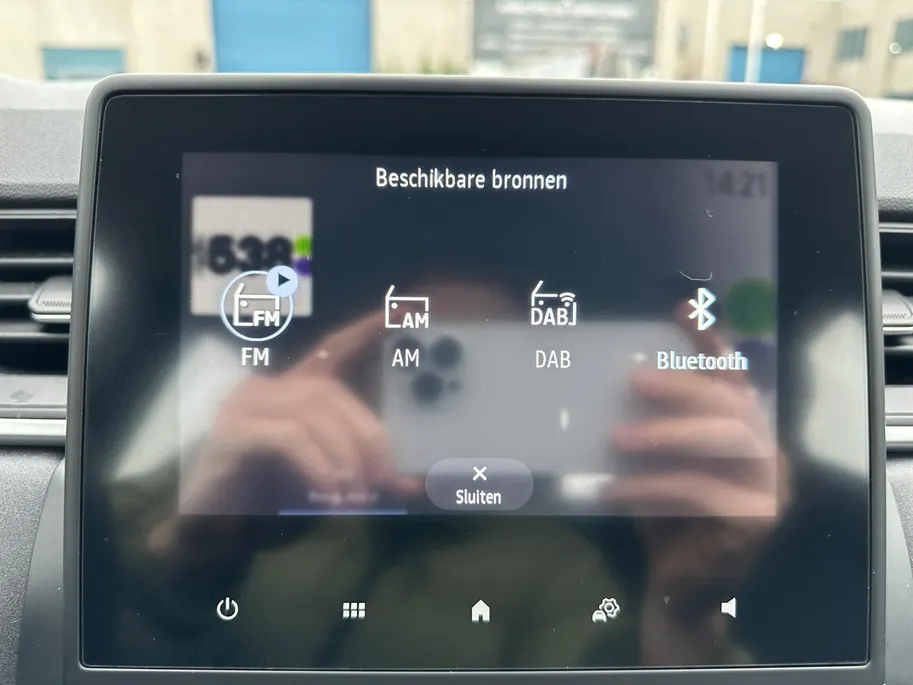 Renault Captur 1.6 E-Tech Plug-in Hybrid 160 Intens | Automaat | Navigatie | Parkeersensoren | Camera | Apple Carplay & Android Auto | Climate Control | 12 Maanden BOVAG Garantie