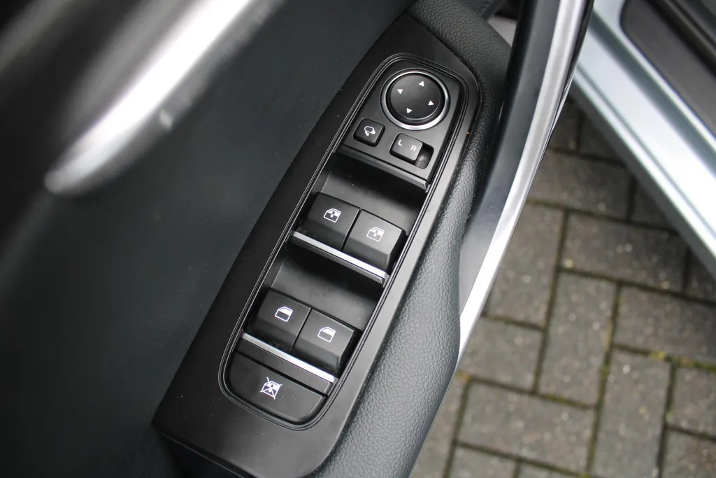 Kia Ceed Sportswagon 1.0 T-GDi DynamicPlusLine | Airco | Cruise | Camera | Navi | 16' LM |