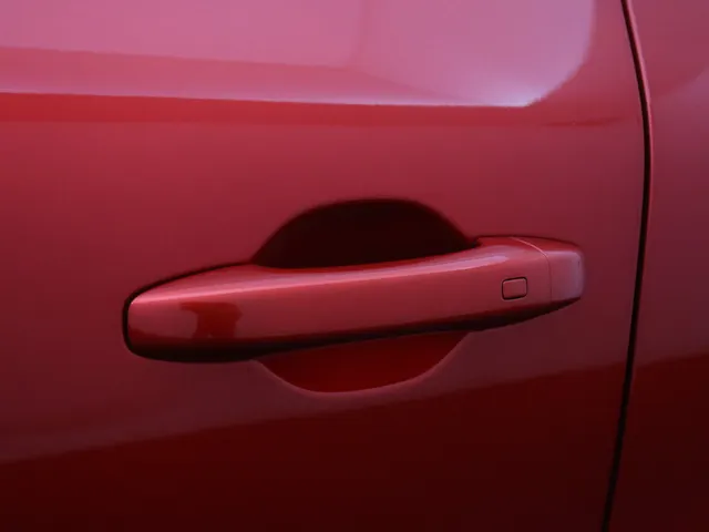 Renault Captur 1.6 E-Tech Plug-in Hybrid 160PK Intens | NAVI GROOT | CAMERA | STOELVERWARMING