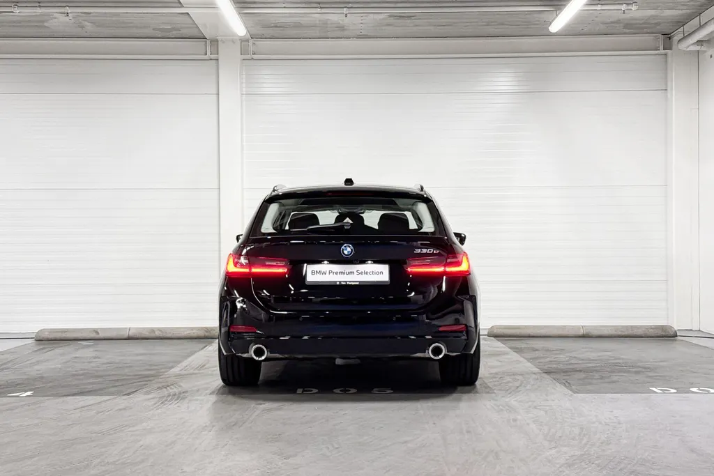 BMW 3 Serie Touring 330e