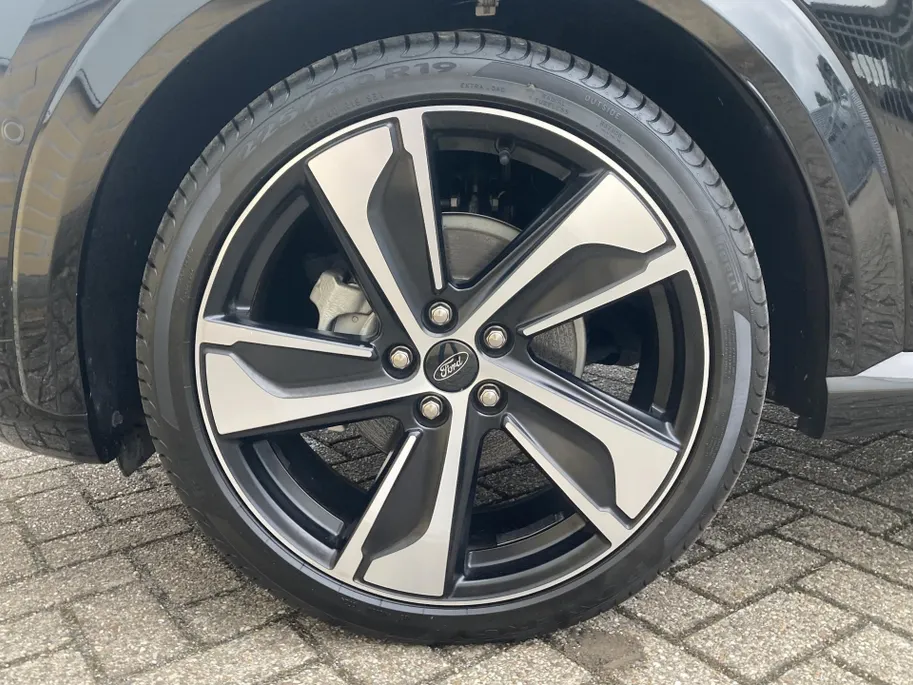 Ford Puma 1.0 EcoBoost Hybrid ST-Line X Navigatie - Driver Assistance Pack - 19inch lichtmetalen velgen