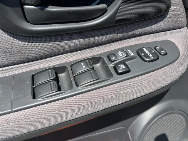 Subaru Impreza 2.0R Automaat | All Season Banden | CiTO onderhouden | Climate Control | 16' Lichtmetalen Velgen