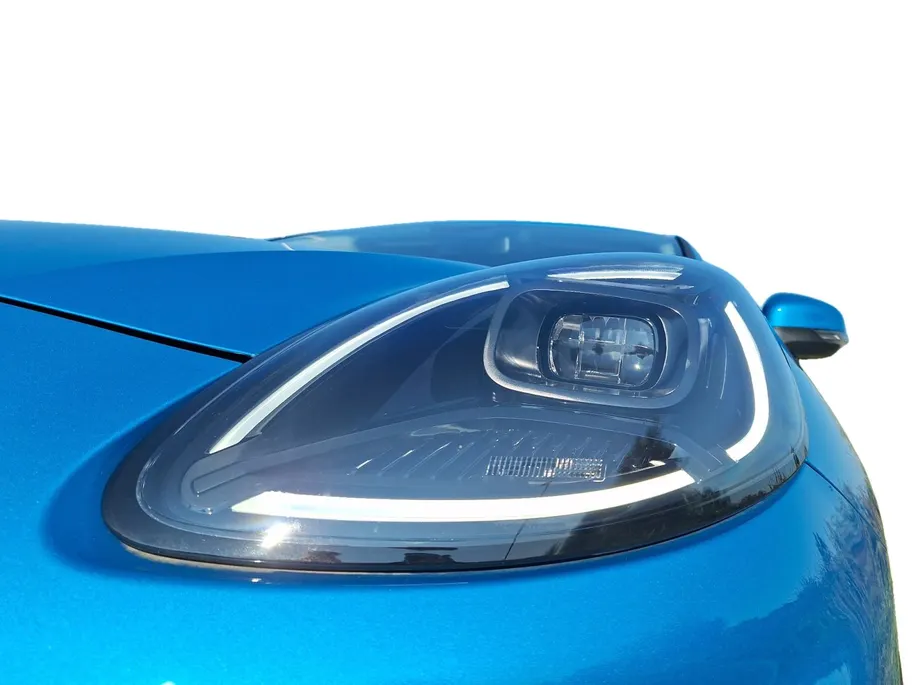 Ford Puma 1.0 EcoBoost Hybrid Titanium | !gratis upgrade naar automaat! | Winterpack | Comfortpack | El. Achterklep | Camera | Navigatie | Led verlichting | Keyless entry | 17' Lichtmetaal | Climate Control | Nieuw te bestellen! |