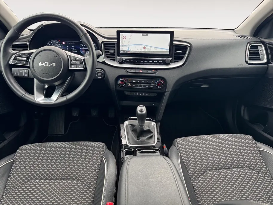 Kia Ceed Sportswagon 1.0 T-GDi DynamicPlusLine | Navigatie | Climate control | Cruise control | Parkeercamera  | Stoel + stuurverwarming