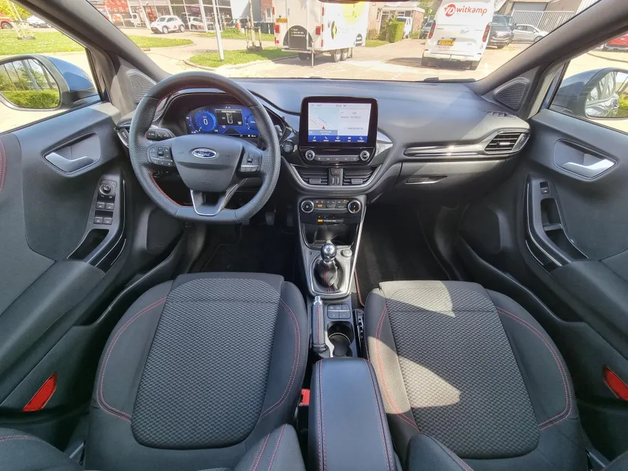 Ford Puma 1.0 EcoBoost Hybrid1 125 pk ST-Line Navigatie - Apple Carplay/ Android Auto - Driver Assistance Pack - Afneembare Trekhaak