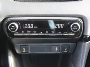 Mazda 2 Hybrid 1.5 Agile | Airco | Cruise | Stoelverwarming | 15' LM | Comfort pakket |