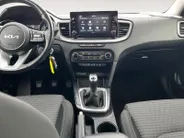 Kia XCeed 1.0 T-GDi ComfortLine | Gratis beurt bij aflevering | All seasons banden | Apple Carplay | Android Auto | Achteruitrijcamera | Climate control | Stoelverwarming | Stuurverwarming |