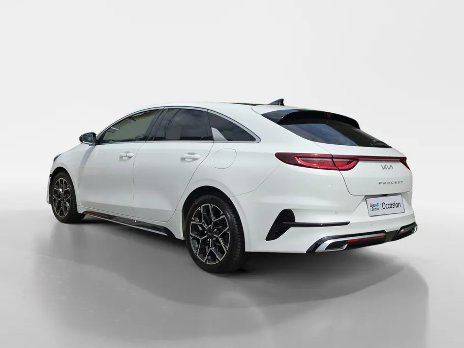 Kia ProCeed 120PK T-GDi GT-Line | Schuif/Kantel Dak | Stoel & Stuurwiel Verwarming | Elektrische Achterklep | Camera | Apple CarPlay/Android Auto | Full LED | All Season Banden |