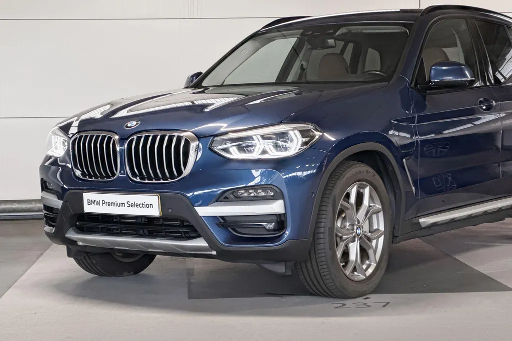 BMW X3 xDrive30e Business Edition Plus