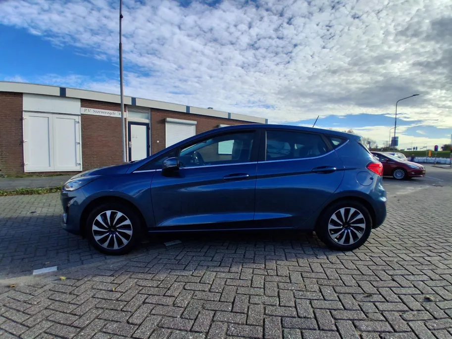Ford Fiesta 1.0 EcoBoost Hybrid Titanium WINTERPAKKET.