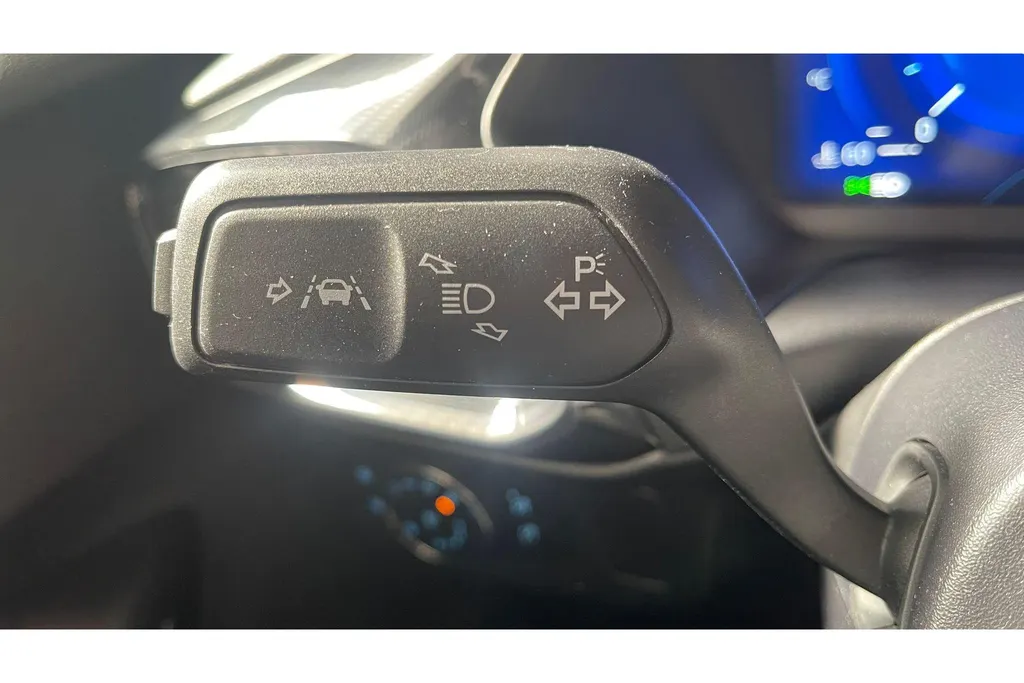 Ford Puma 1.0 EcoBoost Hybrid ST-Line , 125pk | AUTOMAAT | Achteruitrijcamera | Winter-pack, Apple Carplay / Android Auto | Comfort Pack | Cruise Control| DAB radio | Grootlicht Assistent | Full LED | Full Map navigatie |