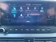 Hyundai i20 1.0 T-GDI Premium | Adaptive Cruisecontrol | Climate Control | Dodehoekdetectie | Stoel&Stuurwielverwarming | Camera | Parkeersensoren | Apple Carplay&Android Auto | BOSE Audio | 16' Lichtmetaal |