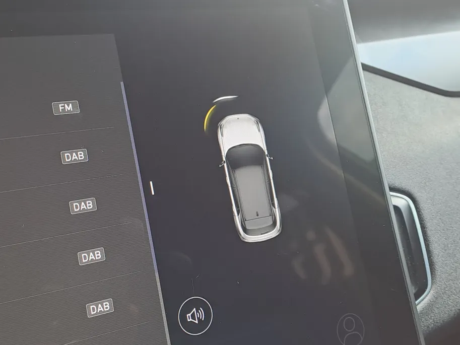 Lynk & Co 01 1.5 PHEV | SOH 97,3% | Automaat | Camera | Navigatie | Climate Control | Trekhaak afneembaar | Apple Carplay/Android Auto | DAB | Keyless entry | Keyless start | Stoel verw.