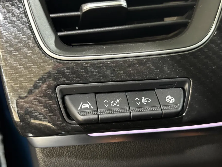 Renault Arkana 145PK E-Tech Hybrid R.S. Line Automaat | 9,3' Navi | Camera | Climate Control | Adaptive Cruise Control | Stoel + Stuurwiel verwarming | Apple CarPlay/Android Auto | Parkeersensoren | Lichtmetalen Velgen |