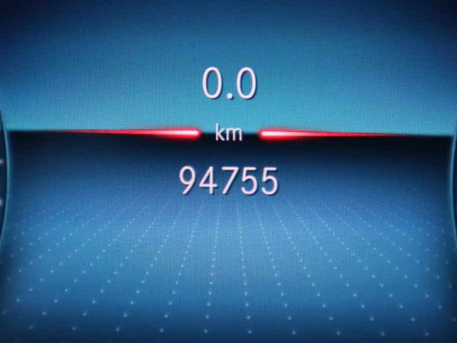 Mercedes-Benz A-Klasse 180 Business Solution AMG l Nightpakket l Achteruitrij camera l AMG Line l Ambiente lichtpakket
