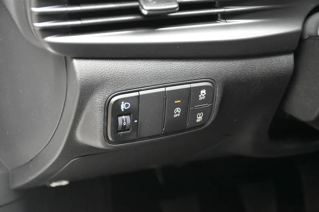 Hyundai i20 1.0 T-GDI E-Motion I Navi I Cruise I Camera