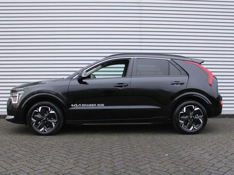 Kia Niro EV DynamicPlusLine 64.8 kWh | 17' LM | Schuif / Kantel dak | Navi | Cruise | Airco | Camera | 17% bijtelling |