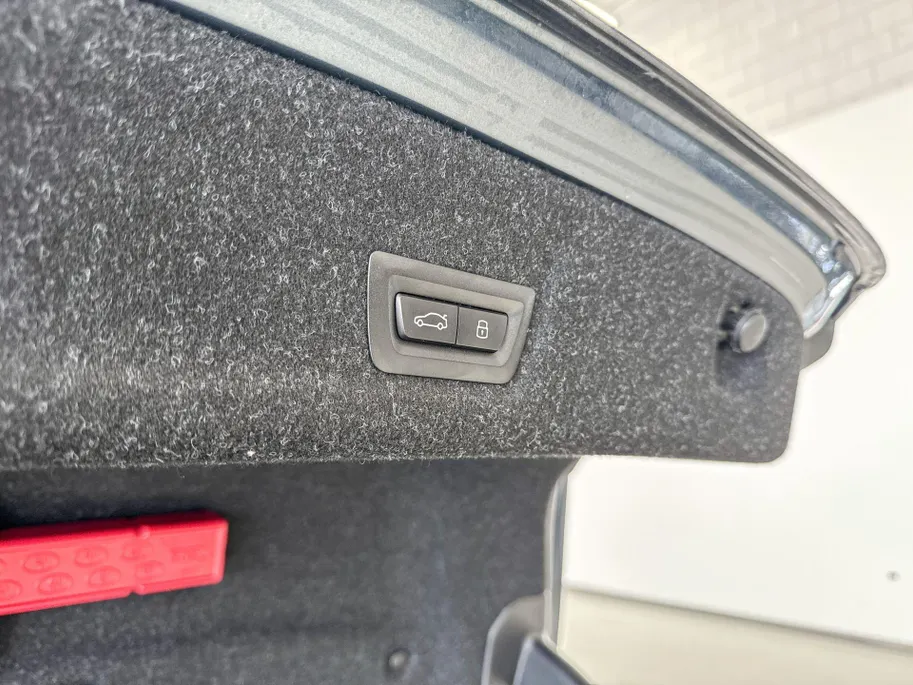 BMW 3 Serie Sedan 318i M Sportpakket Pro