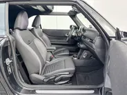 MINI Cooper Cabrio 2.0 Cooper S Favoured S
