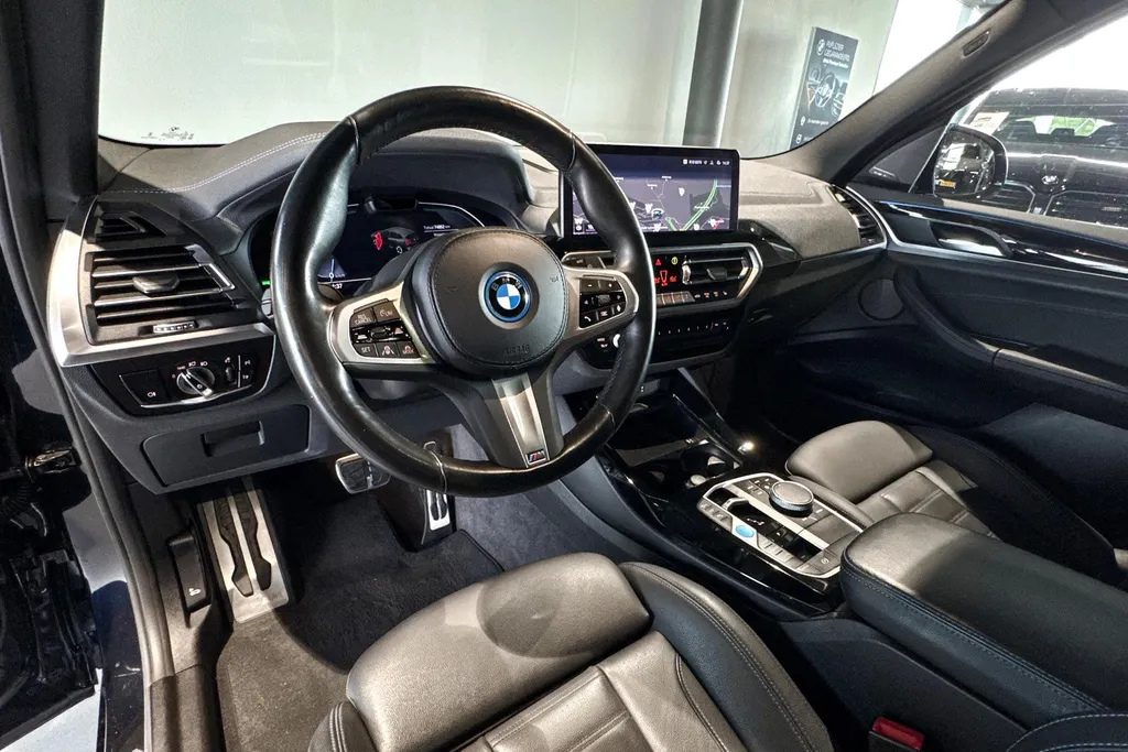 BMW iX3 High Executive 80 kWh