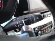 Kia e-Niro DynamicPlusLine 64 kWh | Warmtepomp | Schuif/kantel dak | 17' LM | Airco | Cruise | Navi | Camera |