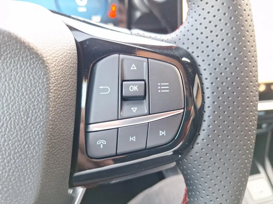 Ford Puma 1.0 EcoBoost Hybrid ST-Line | Nieuw te bestellen | €4000 Korting | Winterpack | Camera | Climate Control | 17' Lichtmetaal | Apple Carplay&Android Auto | Parkeersensoren | Navigatie |