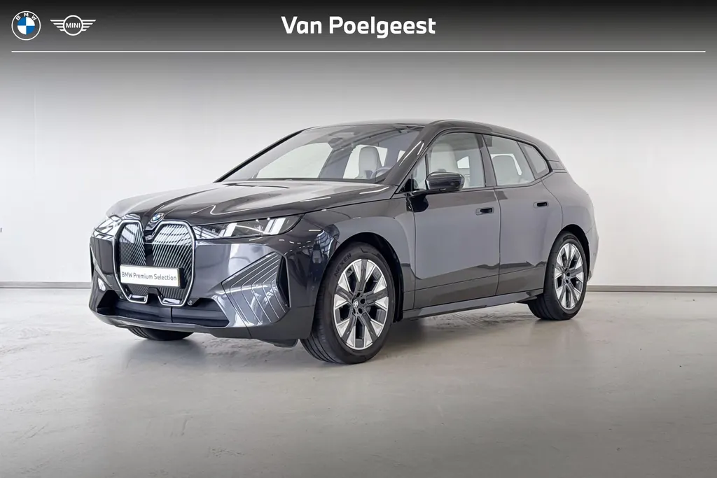 BMW iX xDrive45 Innovation Pack