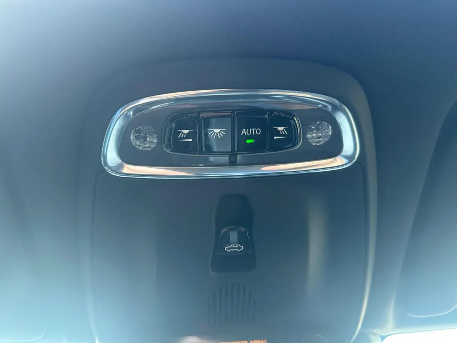Volvo XC60 2.0 T5 R-Design | TREKHAAK | PANO | EERSTE EIGENAAR | NL-AUTO | DEALER ONDERHOUDEN |
