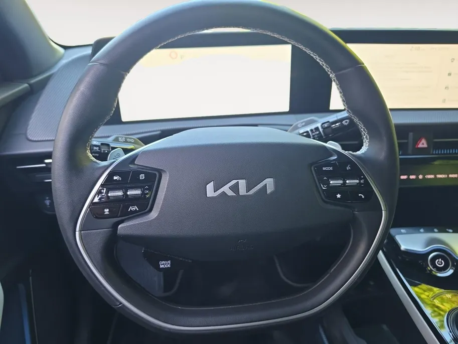 Kia EV6 GT-Line 77.4 kWh | Meridian audio systeem | Elektrische achterklep | Stoelverwarming + ventilatie | Schuif/kantel dak | geheugen functie