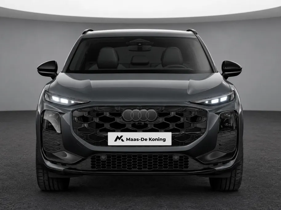 Audi Q3 e-hybrid S edition 272 PK · Trekhaak elek. wegklapbaar · Optiekpakket zwart · S-line sportstoelen