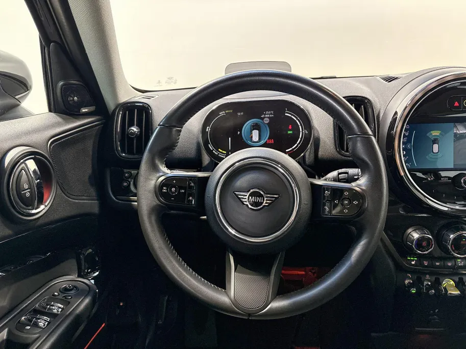 MINI Countryman Cooper SE ALL4 Essence