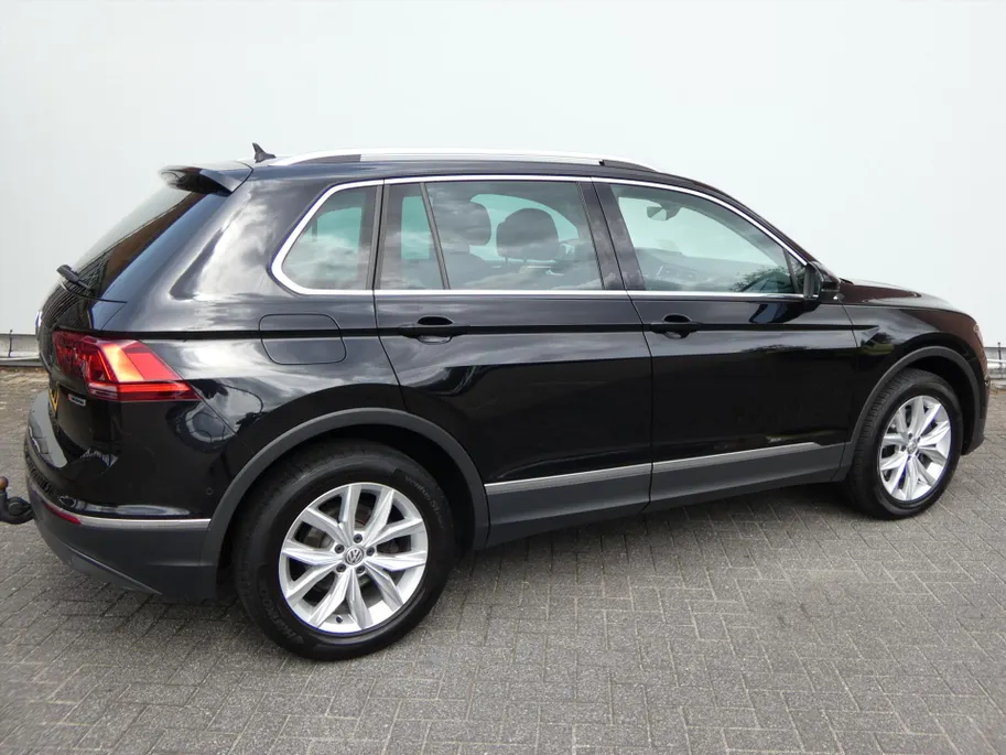 Volkswagen Tiguan 2.0 TSI 180pk 4Motion DSG Highline Business R