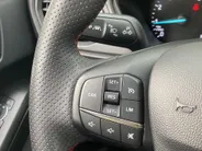 Ford Focus 1.0 EcoBoost Hybrid 125 pk ST Line Wagon Navigatie SYNC4 - Apple Carlay Android Auto - Winter Pack