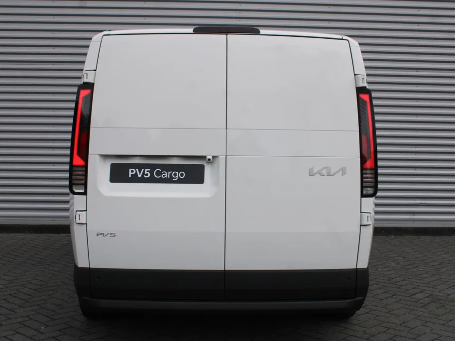 Kia PV5 L2H1 Elite DC 71.2 kWh | Luxe dubbele cabine | Zijwandbekleding | Vloerplaat | Privacy glass | Tot € 2.500 (inruil)voordeel bij aanschaf of 2,99% financiering |