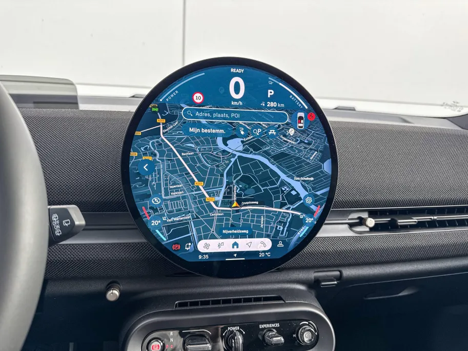 MINI Aceman SE Favoured XL 54.2 kWh